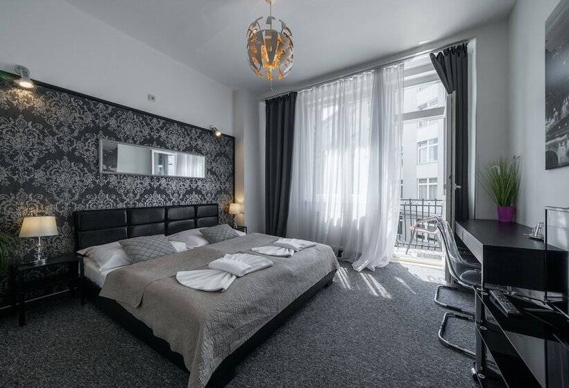 Номер Superior с Балконом, Penzion Homer Poděbrady