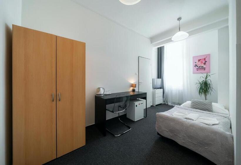 Номер Стандарт Индивидуальный, Penzion Homer Poděbrady