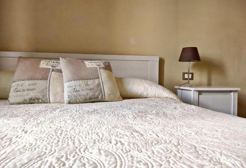 Chambre Standard, Relais Le Ortensie