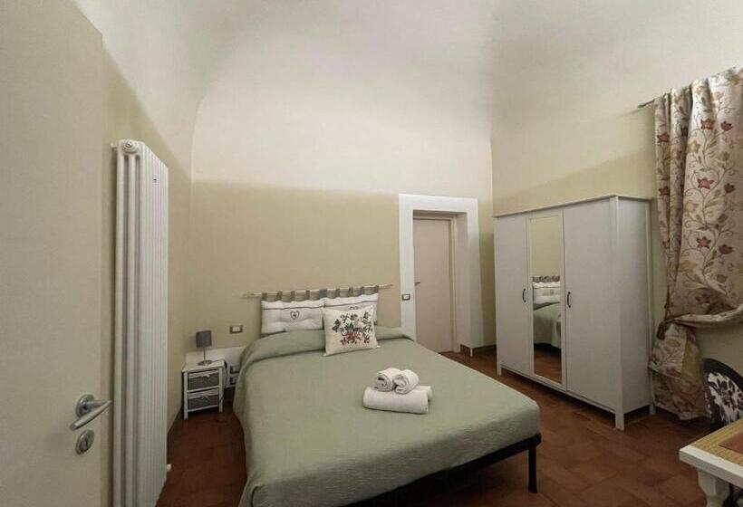 Chambre Standard, Relais Le Ortensie