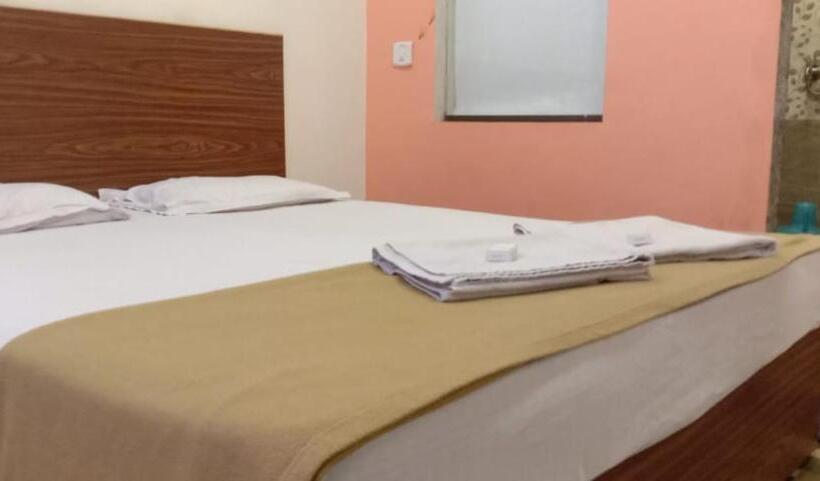 Standardrum, Garden Park View Hotel Matheran