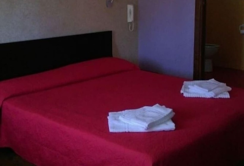 Basic Værelse, Olympus B&b