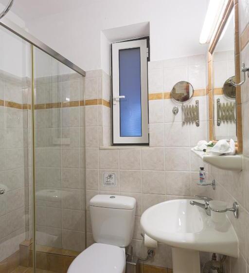 标准工作室, Palataki