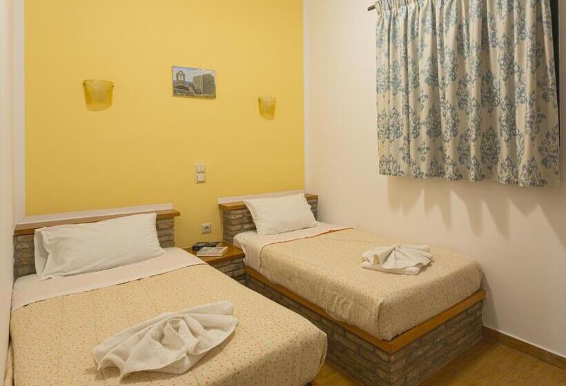 带1个卧室的带海景的公寓, Palataki