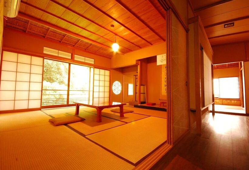 Superior-Zimmer, 高野山 宿坊 西禅院  Koyasan Shukubo Saizenin