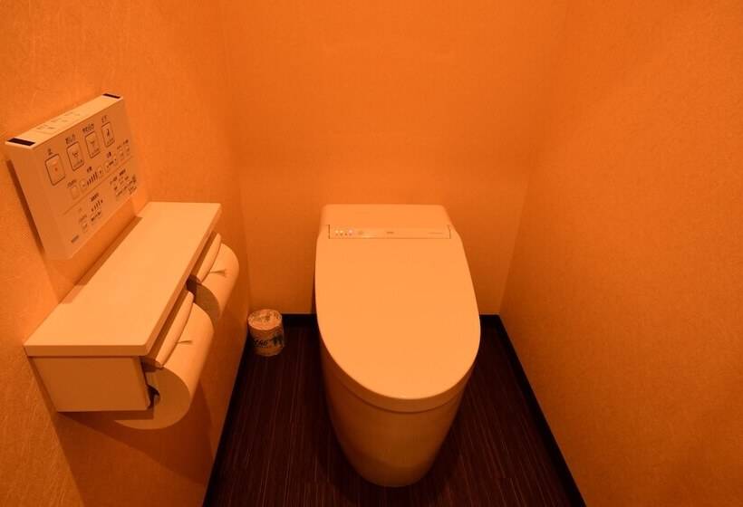 Deluxe Zimmer, 高野山 宿坊 西禅院  Koyasan Shukubo Saizenin