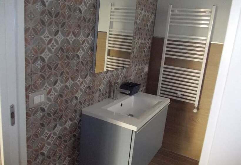 プールビュースタンダードルーム, Villa Lauro Luxury B&b