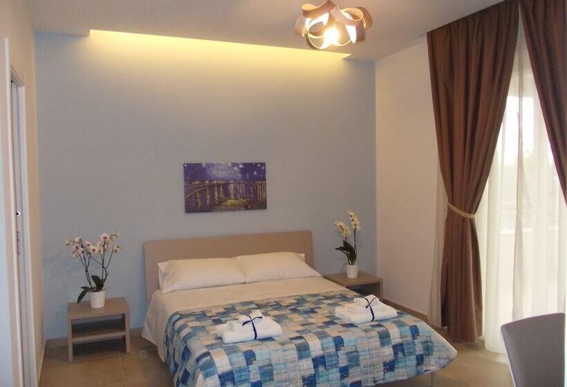 プールビュースタンダードルーム, Villa Lauro Luxury B&b