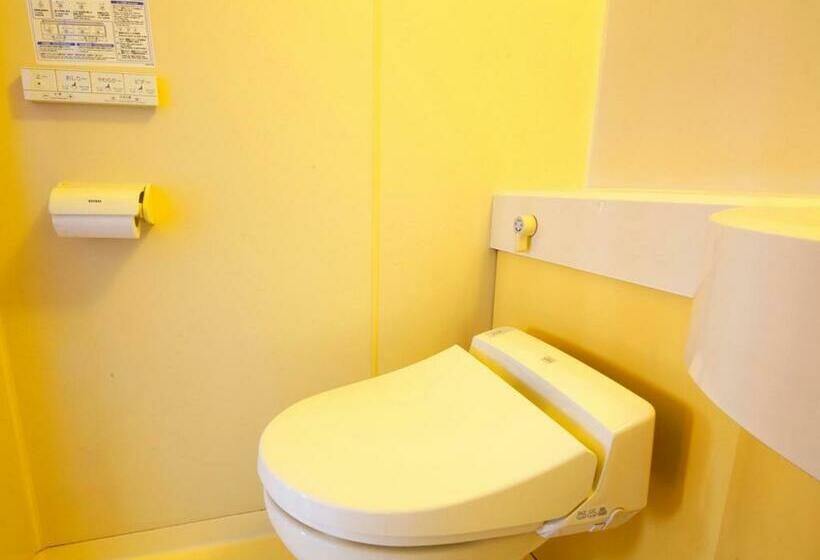 חדר סטנדרט לארבעה, Kyomai Inn