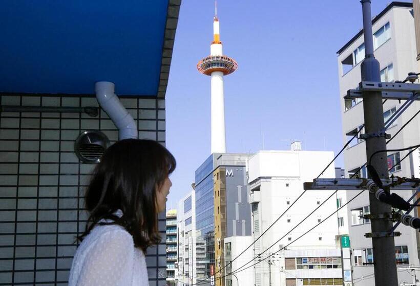 חדר סטנדרט לארבעה, Kyomai Inn