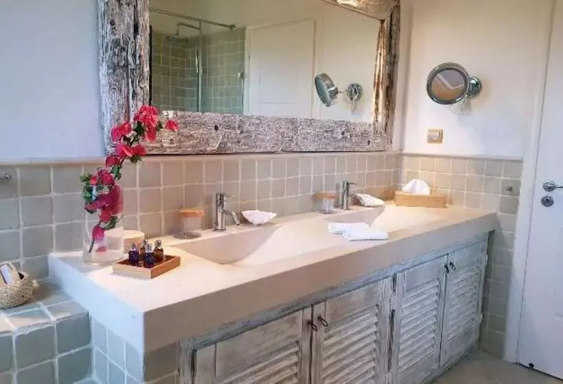 オーシャンビューデラックススイート, Therme Sea Luxury Lodge