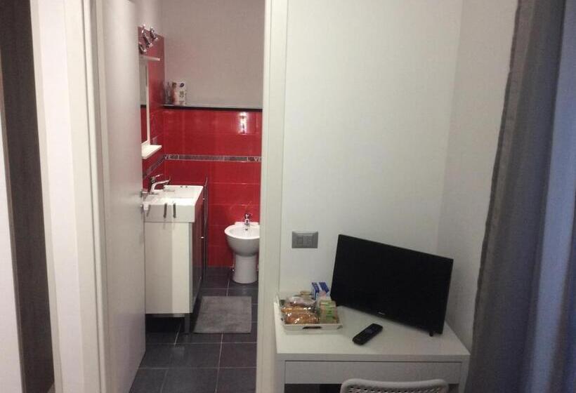 스탠다드 룸, Whatshouse Roma