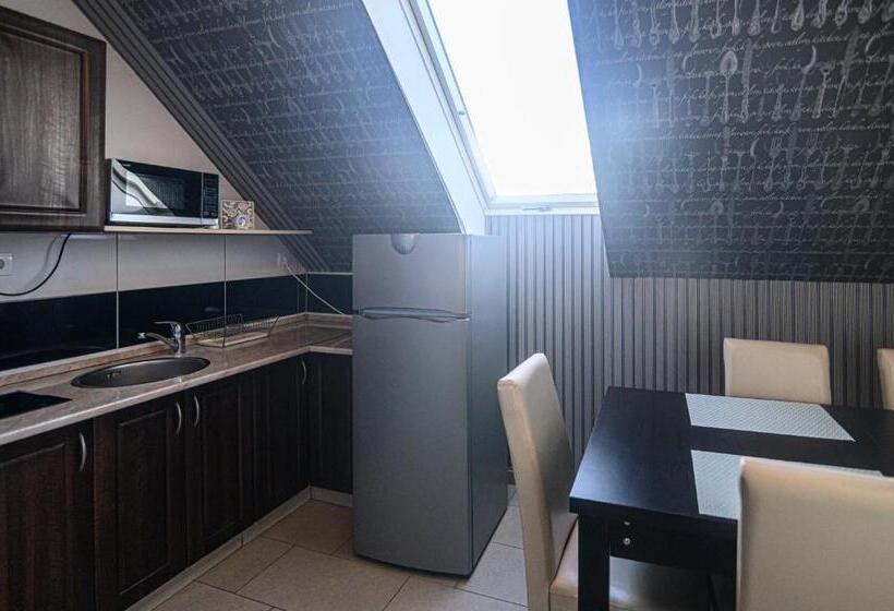 带2个卧室的公寓, Sweet Life Wellness Apartments