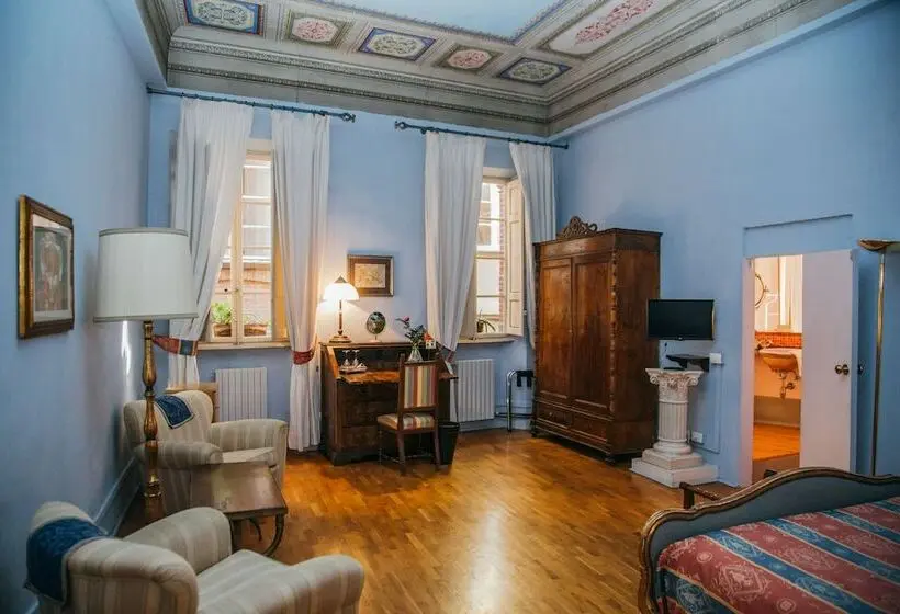 سوییت جونیور, La Romea Residenza D Epoca