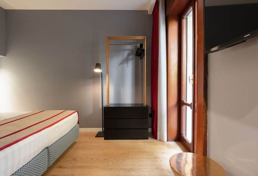 آپارتمان 1 خوابه با بالکن, Le Mummarelle Napoli