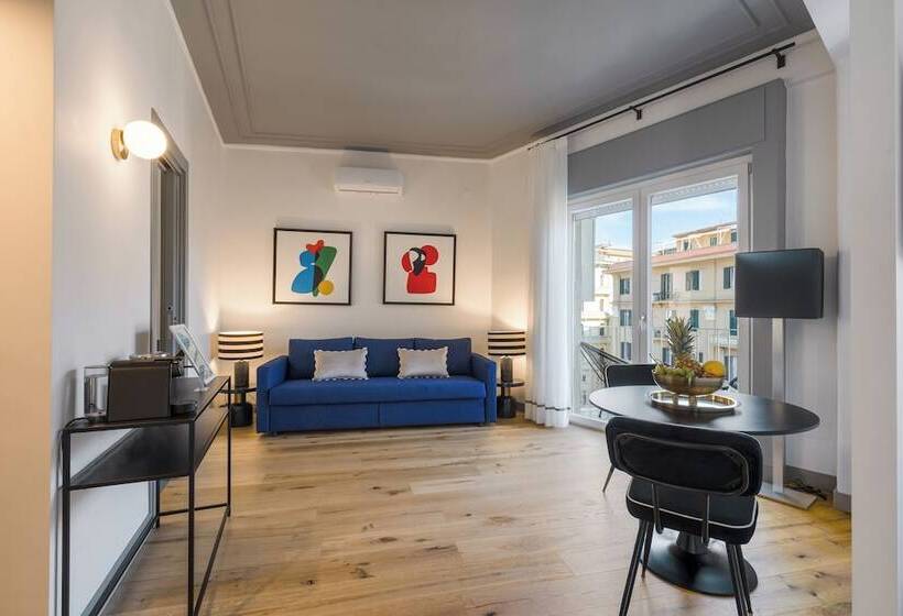 آپارتمان 1 خوابه با چشم‌انداز دریا, Le Mummarelle Napoli