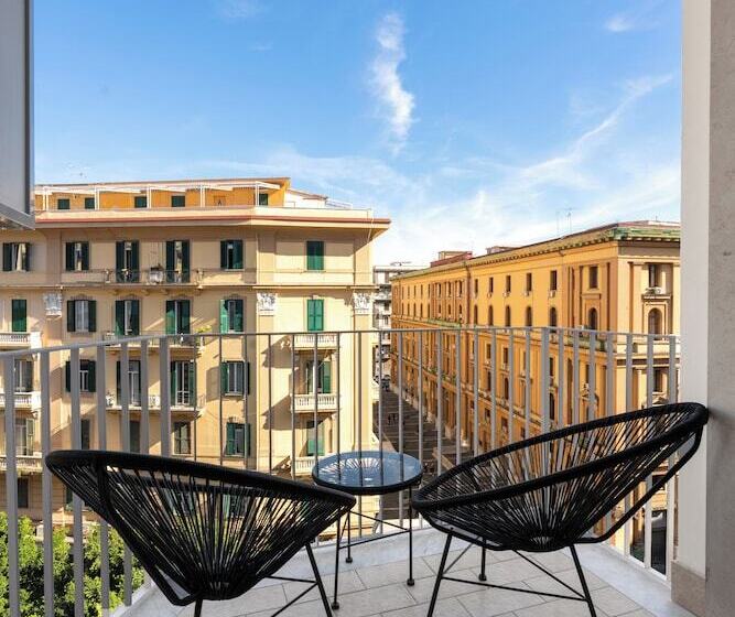 آپارتمان 1 خوابه با چشم‌انداز دریا, Le Mummarelle Napoli