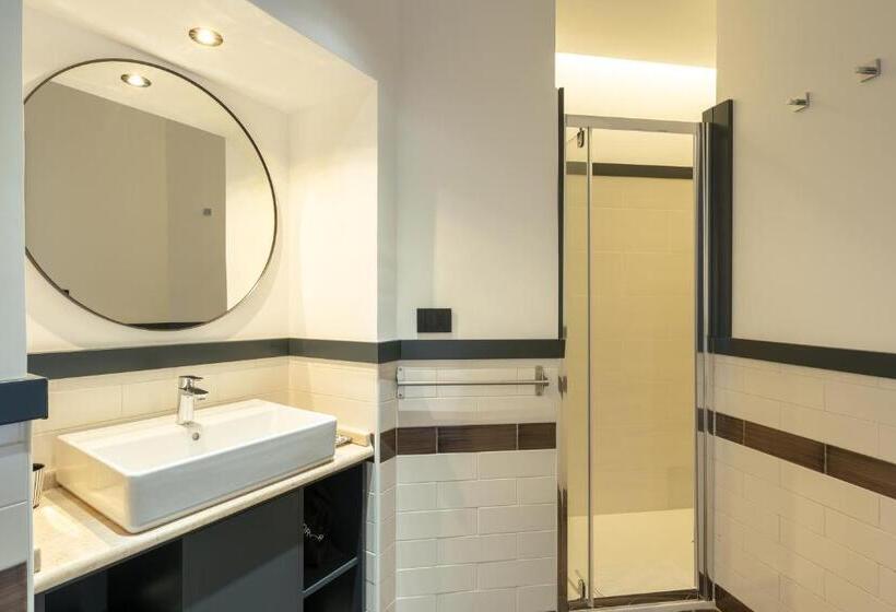 اتاق سه نفره سوپریور با چشم‌انداز دریا, Le Mummarelle Napoli