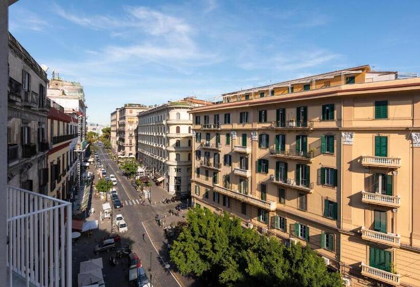 آپارتمان 1 خوابه با چشم‌انداز دریا, Le Mummarelle Napoli