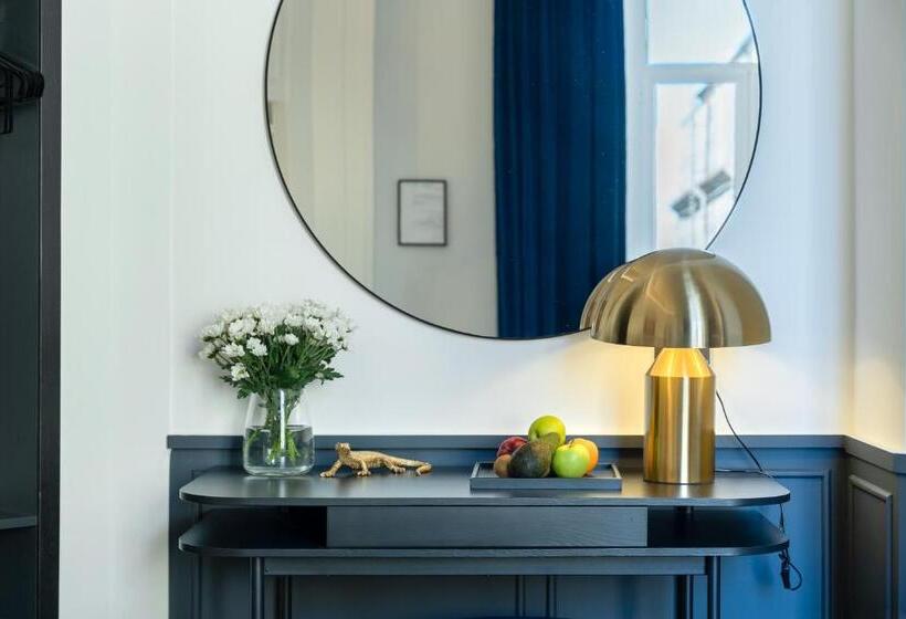 اتاق سه نفره سوپریور با چشم‌انداز دریا, Le Mummarelle Napoli