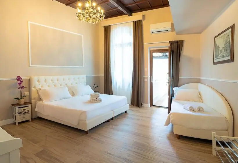 اتاق استاندارد سه نفره, Residenza D Epoca La Basilica