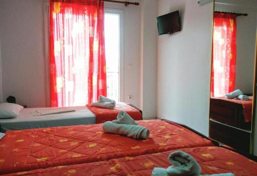 חדר סטודיו סטנדרד, Evagelia