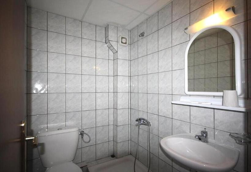 חדר אקונומי, Evagelia