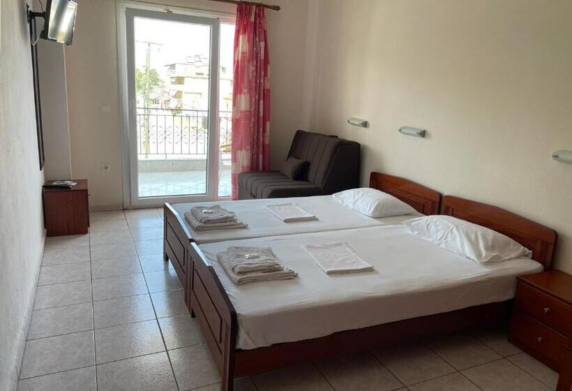 חדר סטנדרט, Evagelia