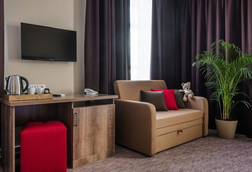 سوییت جونیور, Granat