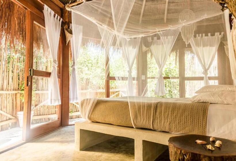 Bungalow Superior, Mamasan Treehouses & Cabins