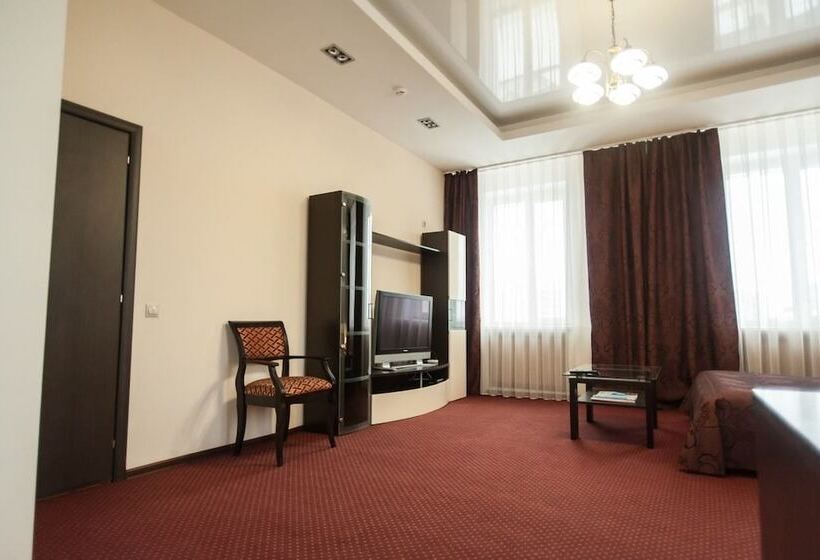 سوییت سوپریور, Planeta Spa