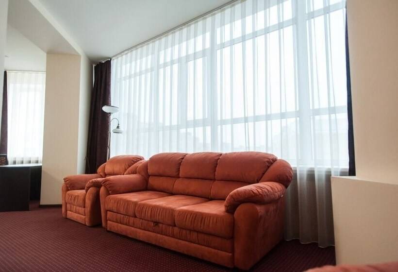 سوییت سوپریور, Planeta Spa