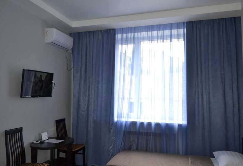 اتاق استاندارد سه نفره, Planeta Spa