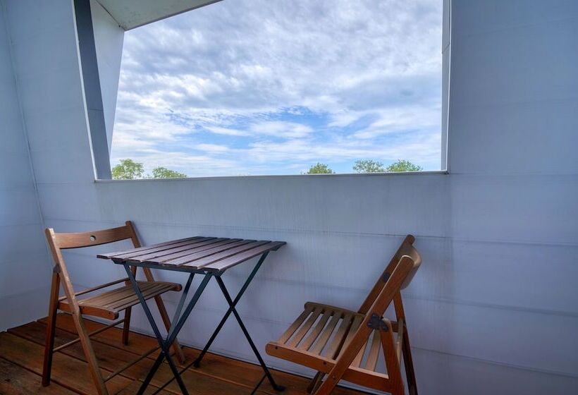 اتاق استاندارد, Waterloo