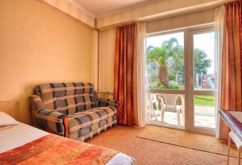 اتاق خانوادگی, Waterloo