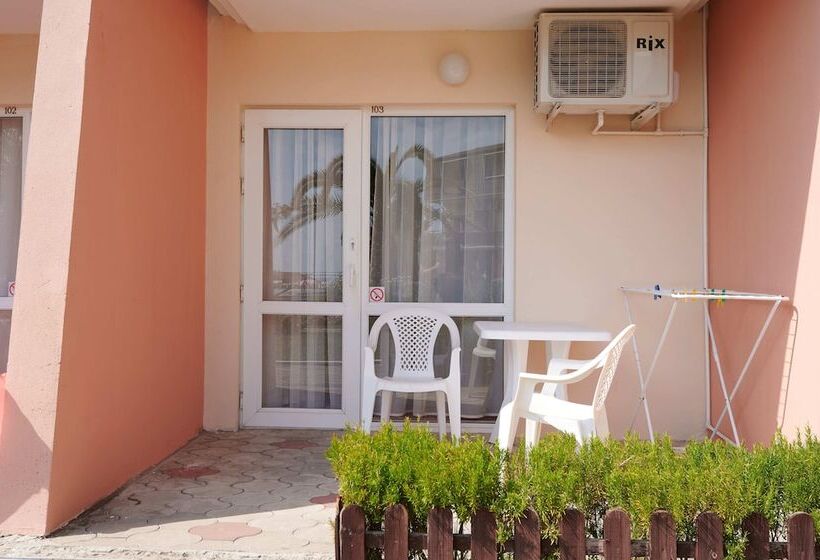 اتاق راحتی, Waterloo