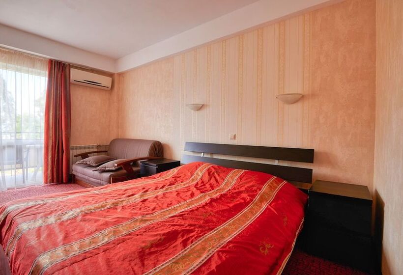 اتاق خانوادگی, Waterloo