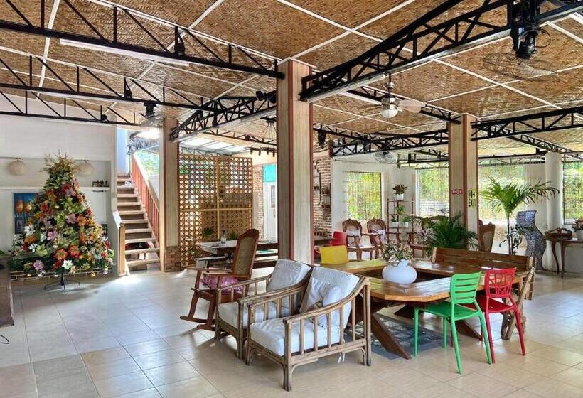 استودیو استاندارد با بالکن, Balai Tinay Guesthouse