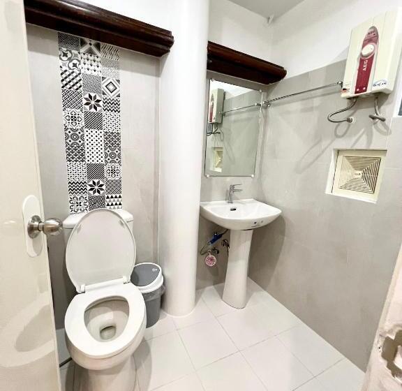 اتاق خانوادگی, Balai Tinay Guesthouse