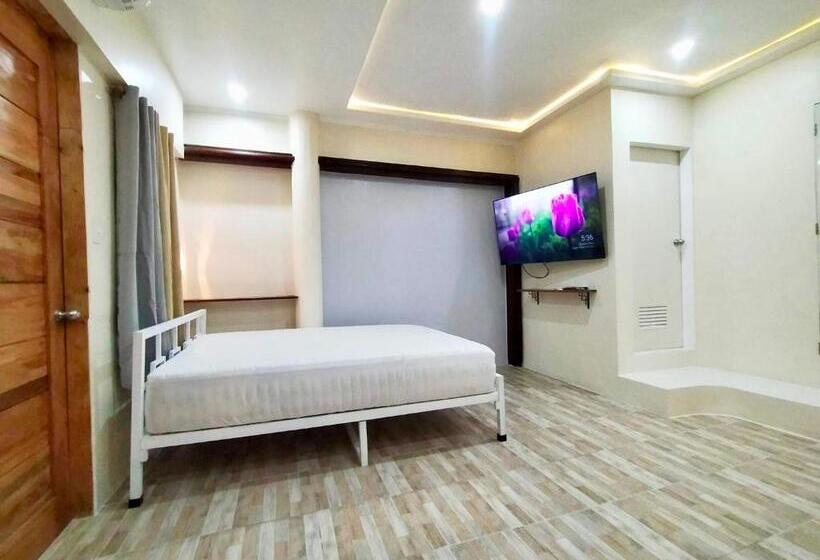 اتاق خانوادگی, Balai Tinay Guesthouse