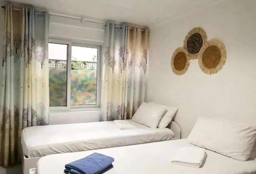 اتاق استاندارد, Balai Tinay Guesthouse