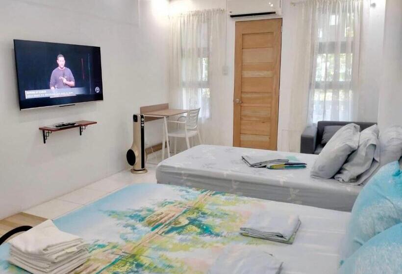 استودیو استاندارد با بالکن, Balai Tinay Guesthouse