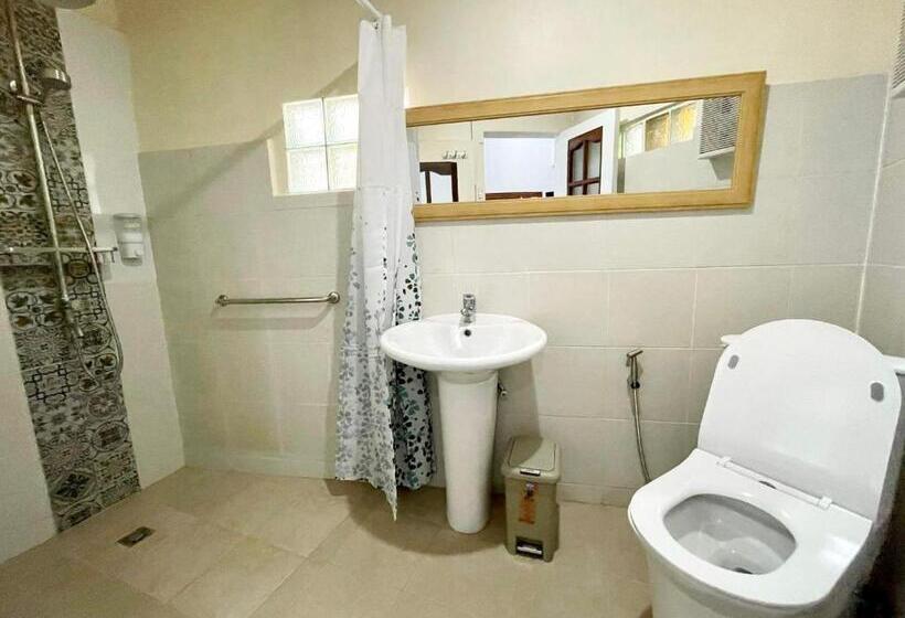 اتاق استاندارد, Balai Tinay Guesthouse