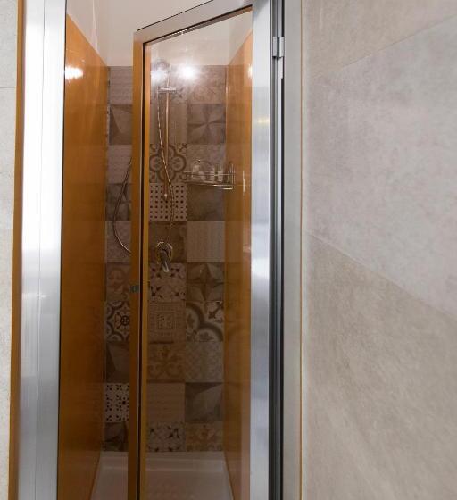 スタンダードシングルルーム, B&b Marsala