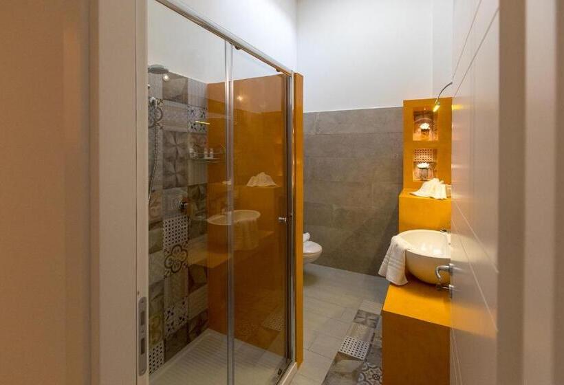 Полулюкс, B&b Marsala