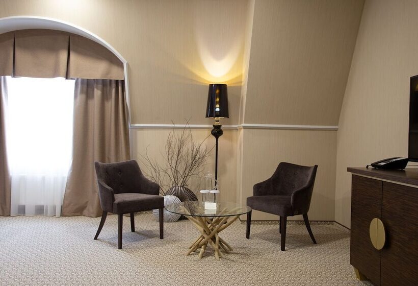 标准间, Grafskiy Park