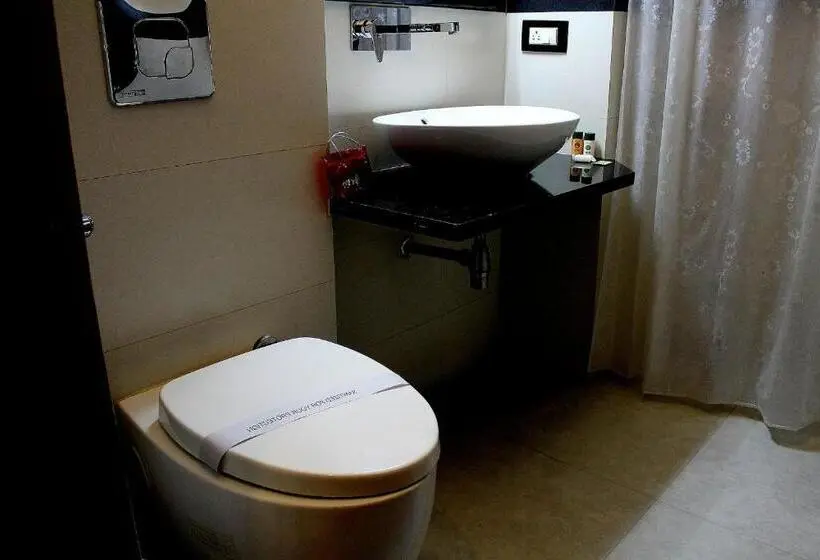 Klassiskt Trippelrum, Fabhotel Narula