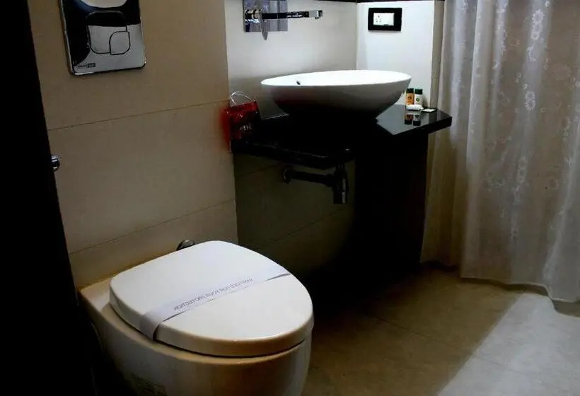 Klassiskt Trippelrum, Fabhotel Narula