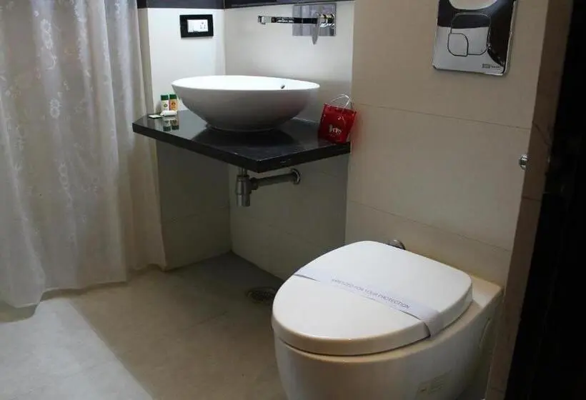 Klassiskt Trippelrum, Fabhotel Narula