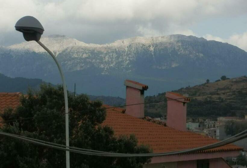 Номер Стандарт Индивидуальный, Sa 'e Jana